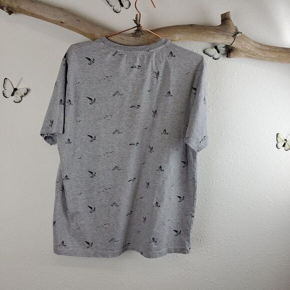Cactus man gray seagull print short sleeve tee - Picture 1 of 4